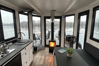 Verhuur Woonboot Nautilus Hausboote Nautiki maxi 1 mit Kamin - führerscheinfrei Berlijn