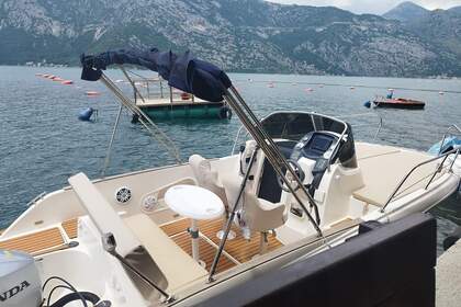 Charter Motorboat Jeanneau 22 flyer Perast