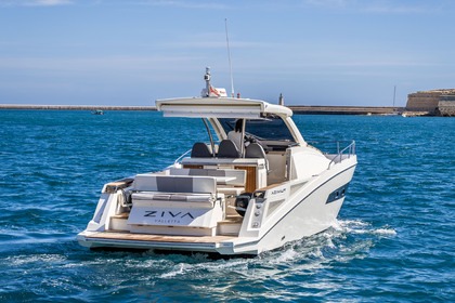 Hire Motorboat Azimut Atlantis 36 Pieta