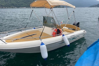 Noleggio Barca a motore Capelli Open Brusimpiano