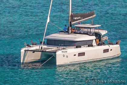 Rental Catamaran LAGOON 42 Skippered Syros