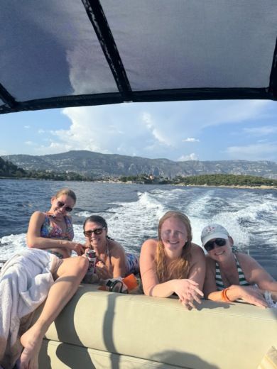 Nizza Motorboat Cranchi Cranchi E26 alt tag text