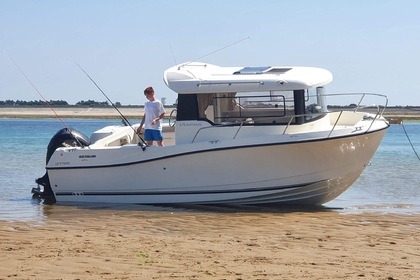 Miete Motorboot Quicksilver 675 PilotHouse La Rochelle