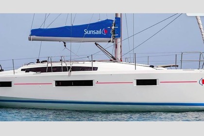 Charter Sailboat Sunsail 410 Marina