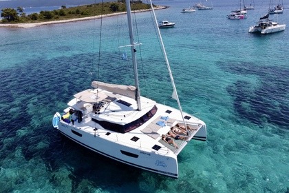 Aluguel Catamarã Fountaine Pajot Fountaine Pajot Astrea 42 - 4 + 2 cab. Brač