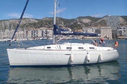Miete Segelboot BENETEAU FIRST 33.7 Toulon