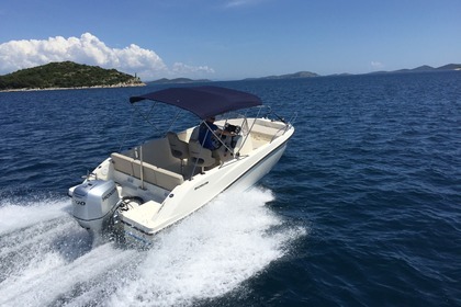 Hire Motorboat QUICKSILVER 675 open Tisno