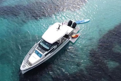 Hire Motorboat Saxdor 320 gto Golfe Juan