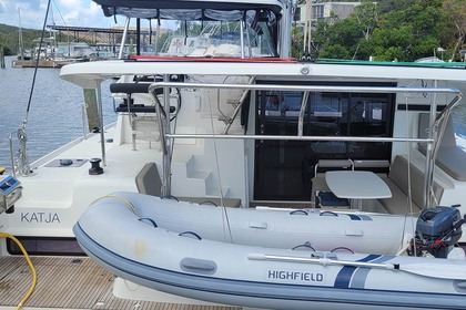 Rental Catamaran Lagoon-Bénéteau Lagoon 42 - 4 + 2 cab. Marsh Harbour