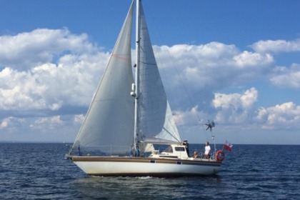 Charter Sailboat Van Roamdonck Ann 25 Gdańsk
