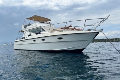 Location Bateau à moteur Azimut 37.9 Mandelieu-la-Napoule