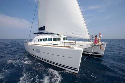Charter Catamaran Lagoon Lagoon 380 Premium Ibiza