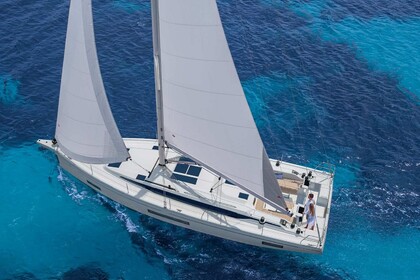 Charter Sailboat  Bavaria 46 Cruiser Fethiye