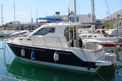 Charter Motorboat SAS - Vektor  Vektor 950 Sukošan