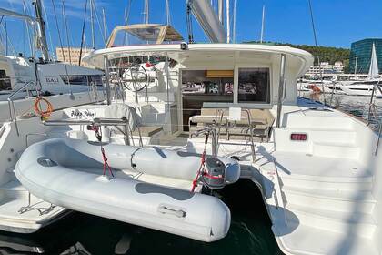 Hire Catamaran Lagoon Lagoon 400 Split