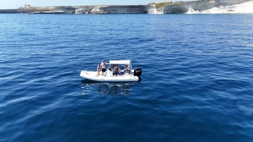 Μάλτα RIB Nova Jolly 650 XL alt tag text