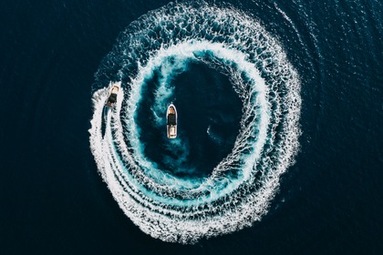 Miete Motorboot Alesta Raptor Kykladen