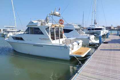 Noleggio Barca a motore Chris Craft 11 Fly Fano