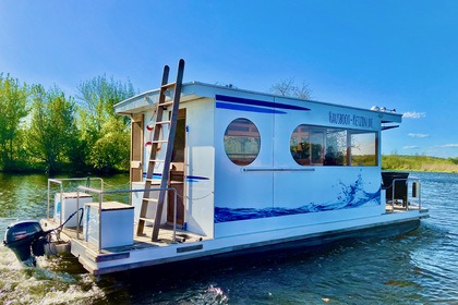 Hire Houseboat Rollyboot führerscheinfrei Potsdam