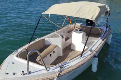 Hire Boat without licence  Silver yacht Silver 495 Portocolom