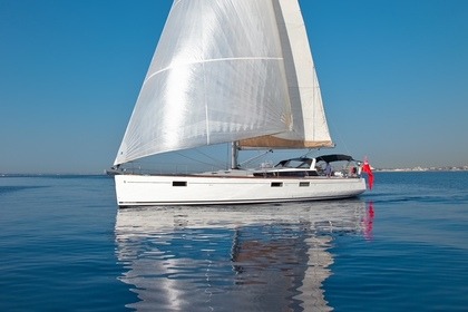 Чартер Парусная яхта Beneteau Sense 55 Лимассол