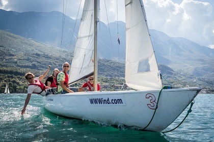 Verhuur Zeilboot Elvstrøm Soling Keelboat Malcesine