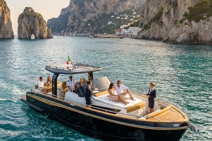 Location Bateau à moteur Yacht Allure 38 Sport Amalfi