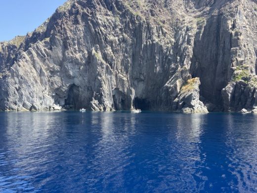 Tropea Sailboat Jeanneau Sun Odyssey 410 Performance alt tag text