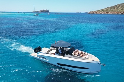 Rental Motorboat Kumbra 34 Ibiza