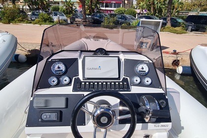 Hire RIB RENIER R8 Les Marines de Cogolin