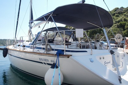 Noleggio Barca a vela BAVARIA 44 Capocesto