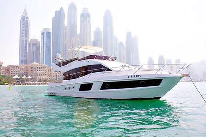 Verhuur Motorboot Majesty 2014 Dubai Marina