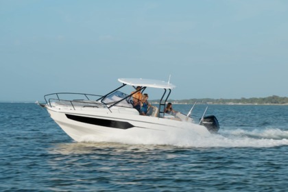 Hire Motorboat Benetau Flyer 8 Sundeck Cap-d'Ail