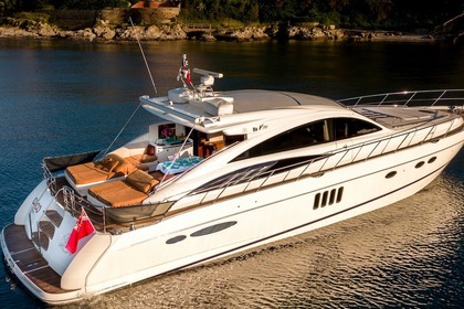 Czarter Jacht luksusowy PRINCESS V70 Saint-Tropez