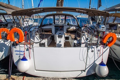 Verhuur Zeilboot Jeanneau Sun Odyssey 440 Volos