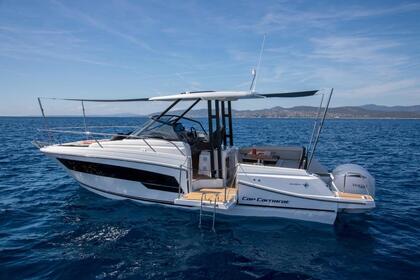Location Yacht à moteur Jeanneau Cap Camarat 9.0 Wa Hyères