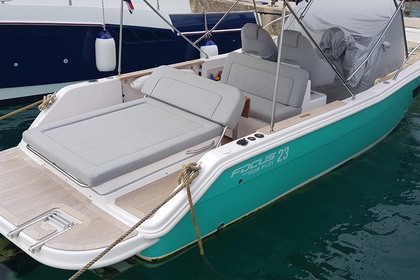 Miete Motorboot Focus Motor Yachts Focus 23 SunDeck Cabin Bibinje