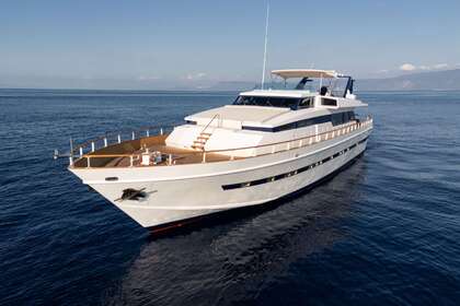 Noleggio Yacht a motore Cantieri di Pisa OLGA Milazzo
