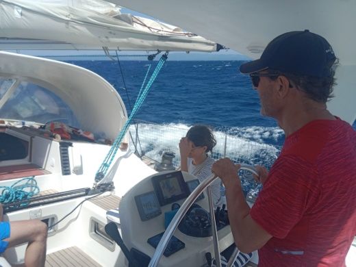 Йер Sailboat Jeanneau Sun Kiss 47 alt tag text