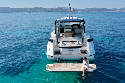 Miete Motorboot Beneteau Gt 46 Port Grimaud
