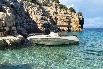 Czarter Łódź motorowa Jeanneau Cap Camarat 6.5 CC Style Makarska