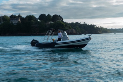 Hire RIB 3d Tender LUX 655 Saint-Malo