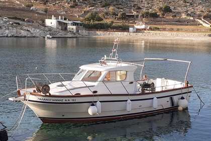 Alquiler Lancha Bertram 31 Naxos