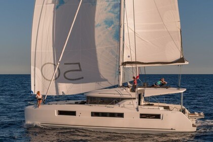 Charter Catamaran Lagoon-Bénéteau Lagoon 50 - 6 + 2 cab. Tortola