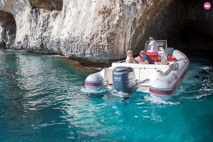 Hire RIB Joker Boat Clubman 24 250 CV Cala Gonone