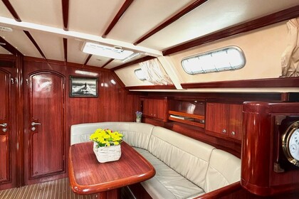 Ενοικίαση Ιστιοπλοϊκό σκάφος Ocean Star Ocean Star 58.4 - 5 cab. Άλιμος