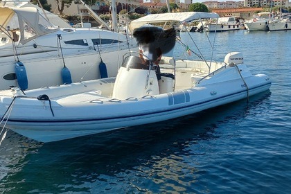 Location Semi-rigide Albatross 8 metri La Maddalena