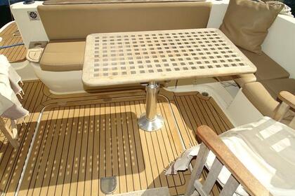 Noleggio Barca a motore Cranchi 40 Fly ANDARICA Sanxenxo