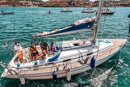 Rental Sailboat Bavaria Bavaria 38 Lisbon