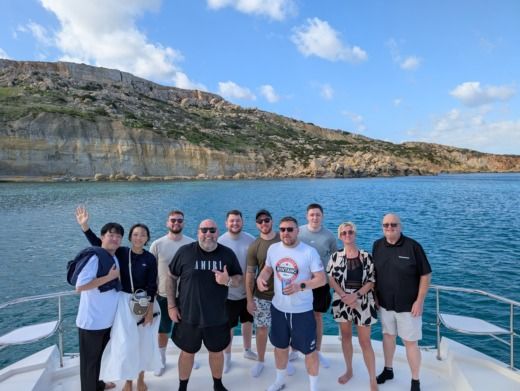 Слима Catamaran PowerCatamaran 640hp alt tag text